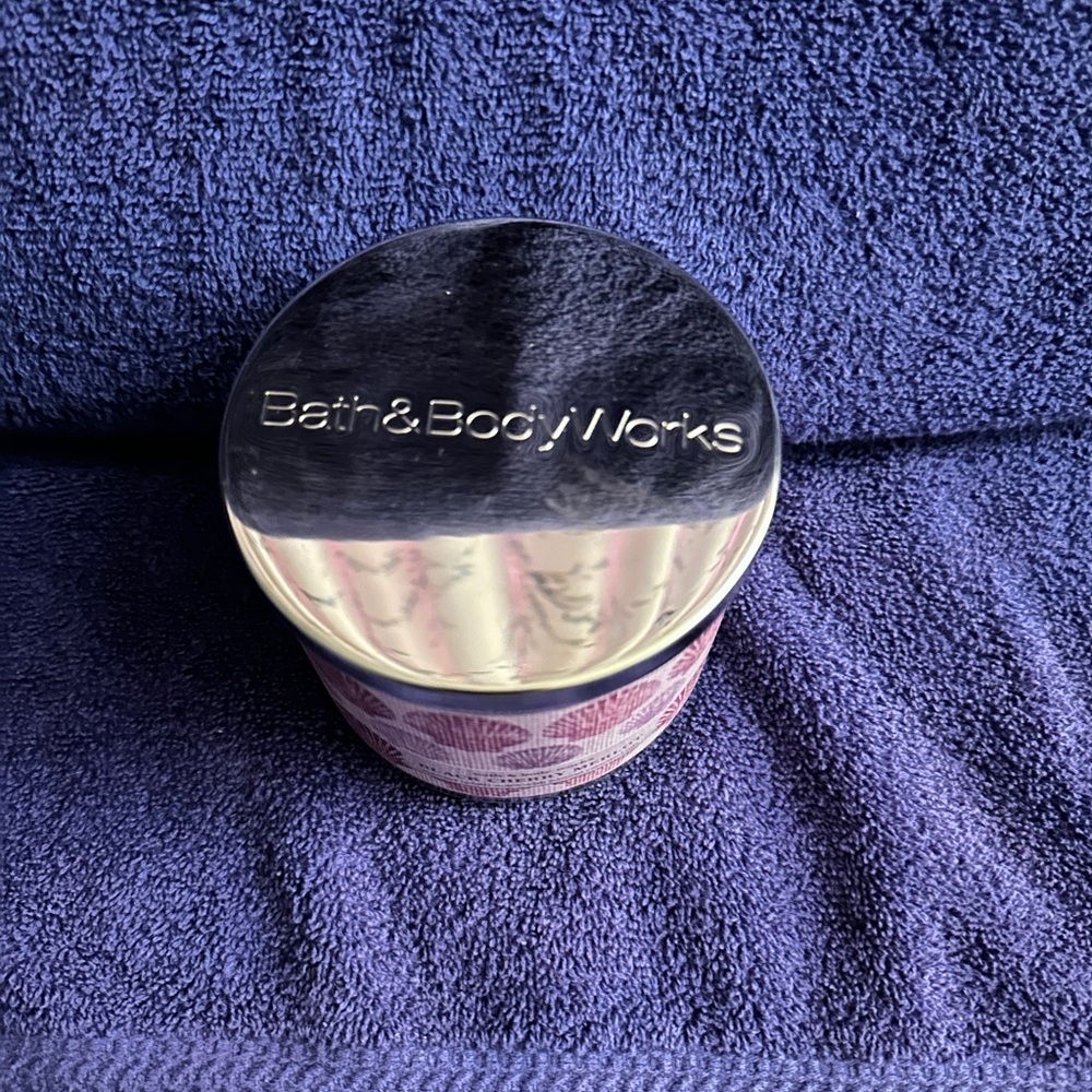 Bath & Body Works Black Cherry Merlot Candle - Pink - Picture 2 of 3